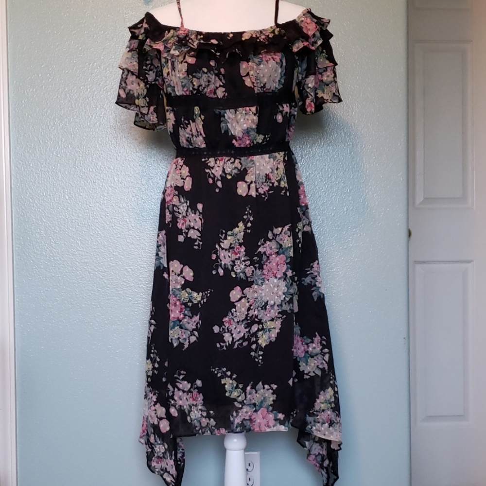 Hansen Cold Shoulder Floral Dress - Picture 1 of 5